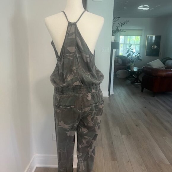 Pam & Gela Camo Strappy Jumpsuit - Size M - Picture 5 of 6